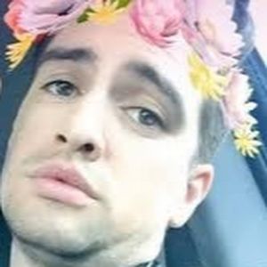 Meet your Posher, Elana